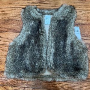 Carters faux fur vest 18 months